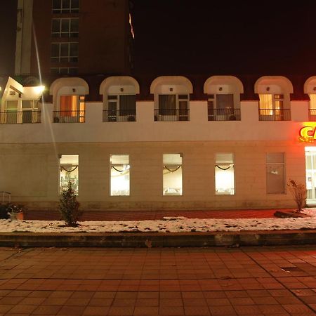 Hotel Ogosta Montana Luaran gambar